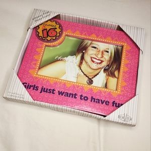NWT New View Neon Pink Girl's Sweet 16 Picture Frame (Fits: 6×4in pictures)